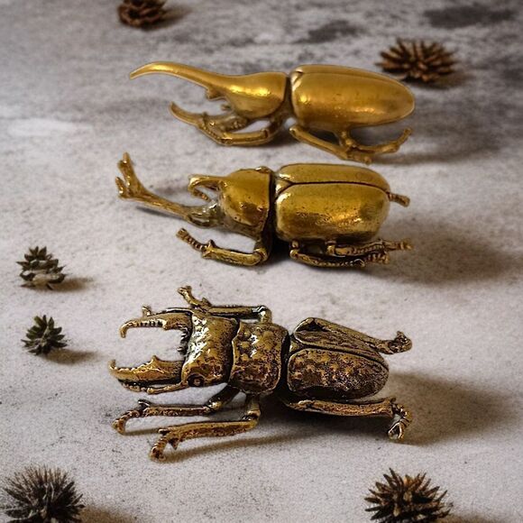 3 Metal Insect Figures Bugs Beetles Gold Tone Steampunk Halloween Cake Topper - Picture 9 of 15